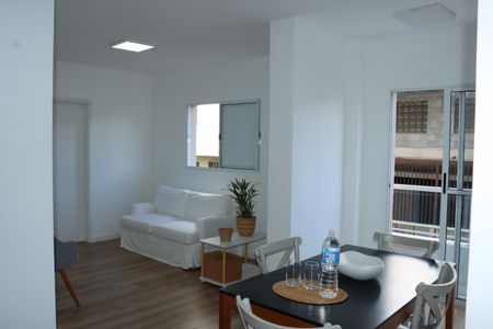Apartamento para alugar com 1 quarto, 54m² em Jardim Marilu, Cotia