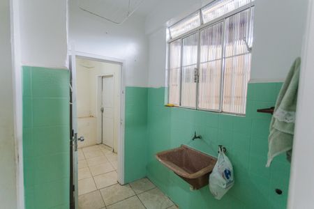 Casa à venda com 359m², 3 quartos e 3 vagas Casa à venda com 359m², 3 quartos e 3 vagasÁrea de Serviço 1