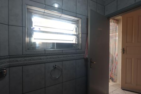Banheiro de casa à venda com 2 quartos, 110m² em Parque Independencia, São Paulo