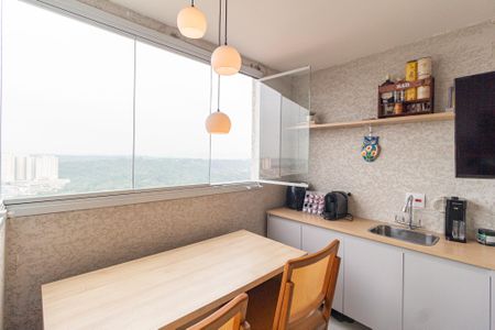 Sacada de apartamento para alugar com 2 quartos, 40m² em Vila Sul Americana, Carapicuíba