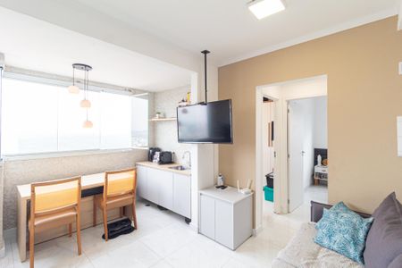 Sala de apartamento para alugar com 2 quartos, 40m² em Vila Sul Americana, Carapicuíba