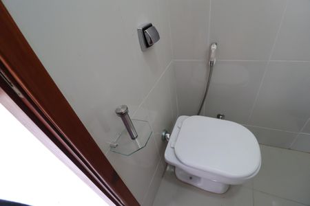 Casa para alugar com 200m², 3 quartos e 3 vagasBanheiro da área de lazer