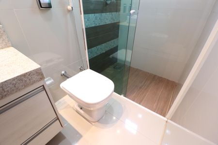 Casa para alugar com 200m², 3 quartos e 3 vagasBanheiro Social