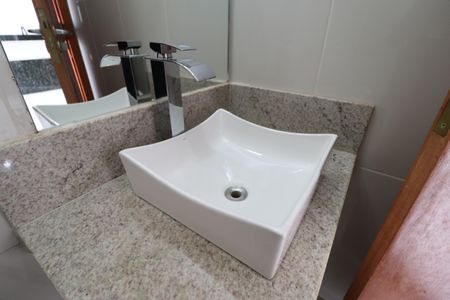 Casa para alugar com 200m², 3 quartos e 3 vagasBanheiro da área de lazer