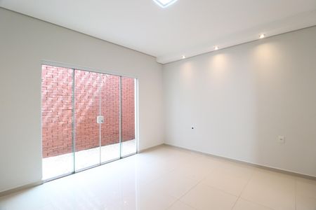 Casa para alugar com 200m², 3 quartos e 3 vagasSala de TV