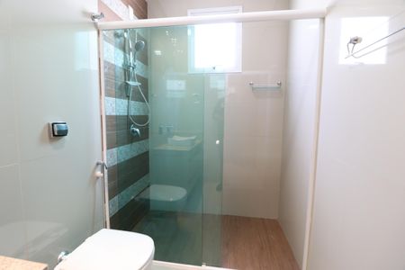 Casa para alugar com 200m², 3 quartos e 3 vagasBanheiro do Quarto 1