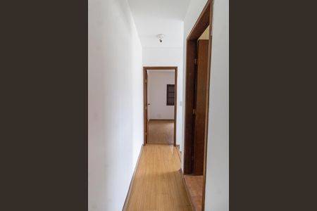 Casa à venda com 104m², 2 quartos e 2 vagas Casa à venda com 104m², 2 quartos e 2 vagasCorredor - Quartos