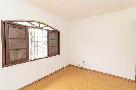 Casa à venda com 104m², 2 quartos e 2 vagasQuarto 2