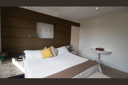 Casa de condomínio à venda com 777m², 5 quartos e 2 vagas