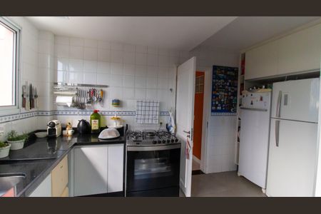 Casa de condomínio à venda com 777m², 5 quartos e 2 vagas