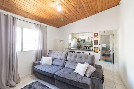 Sala de casa para alugar com 2 quartos, 70m² em Vila Silviania, Carapicuíba