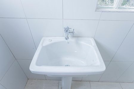 Casa para alugar com 70m², 1 quarto e sem vagaÁrea de Serviço