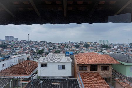Vista Quarto de casa para alugar com 1 quarto, 70m² em Vila Serralheiro, São Paulo
