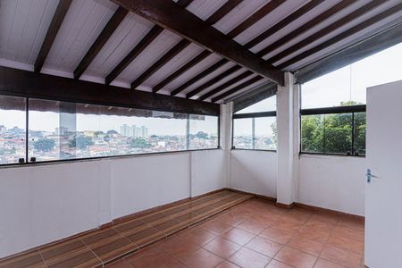 Quarto de casa para alugar com 1 quarto, 70m² em Vila Serralheiro, São Paulo