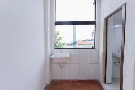 Casa para alugar com 70m², 1 quarto e sem vagaSala, cozinha e área de serviço