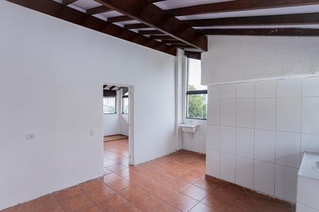 Casa para alugar com 70m², 1 quarto e sem vagaSala, cozinha e área de serviço