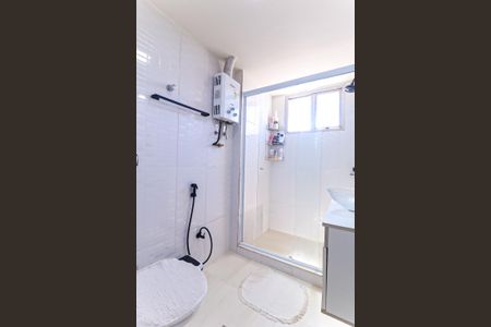 Apartamento à venda com 58m², 2 quartos e 1 vaga Apartamento à venda com 58m², 2 quartos e 1 vagaBanheiro