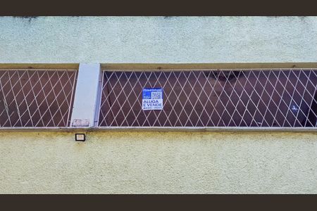 Apartamento à venda com 58m², 2 quartos e 1 vaga Apartamento à venda com 58m², 2 quartos e 1 vagaFachada do Prédio com placa