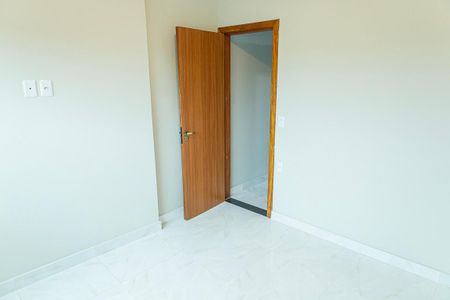 Quarto de kitnet/studio para alugar com 1 quarto, 25m² em Etelvina Carneiro, Belo Horizonte