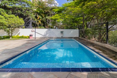 Studio para alugar com 30m², 1 quarto e sem vaga Studio para alugar com 30m², 1 quarto e sem vagaÁrea comum - Piscina