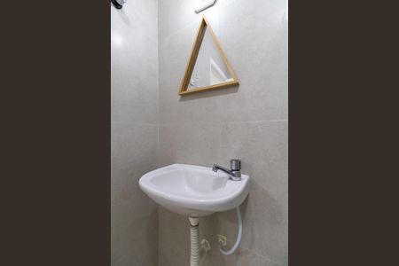 Banheiro de kitnet/studio para alugar com 1 quarto, 30m² em Vila Andrade, São Paulo