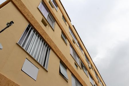 Apartamento para alugar com 52m², 2 quartos e 1 vaga Apartamento para alugar com 52m², 2 quartos e 1 vagaFachada