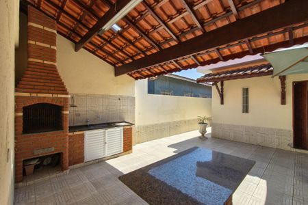 Casa para alugar com 250m², 3 quartos e 4 vagas Casa para alugar com 250m², 3 quartos e 4 vagasChurrasqueira