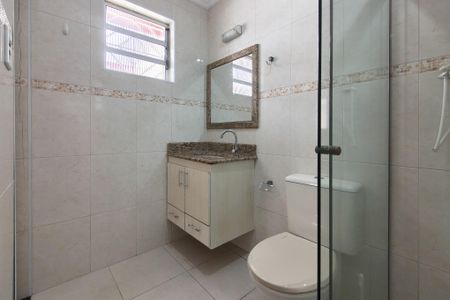 Casa para alugar com 250m², 3 quartos e 4 vagas Casa para alugar com 250m², 3 quartos e 4 vagasBanheiro da Suíte 2