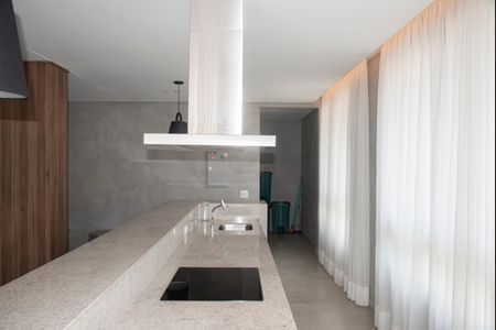 Studio à venda com 28m², 1 quarto e sem vagaÁrea comum - Salão de festas