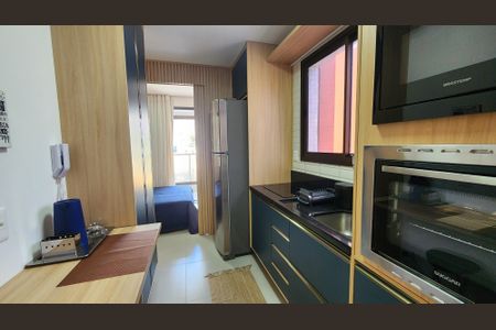 Studio para alugar com 21m², 1 quarto e 1 vaga Studio para alugar com 21m², 1 quarto e 1 vagaCozinha