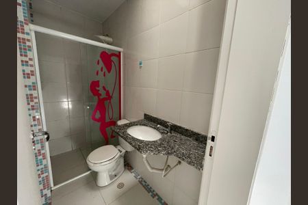Casa de condomínio para alugar com 56m², 2 quartos e 2 vagasBanheiro
