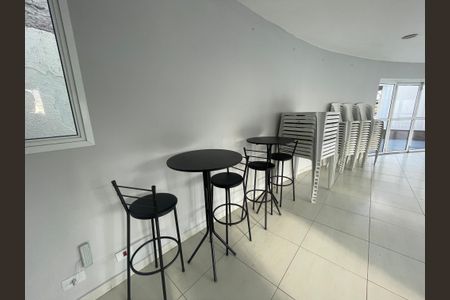 Casa de condomínio para alugar com 56m², 2 quartos e 2 vagasÁrea comum - Salão de festas