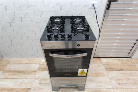 Kitnet - Fogão  de kitnet/studio para alugar com 1 quarto, 30m² em Vila Helena, São Paulo