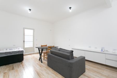 Studio para alugar com 30m², 1 quarto e sem vaga Studio para alugar com 30m², 1 quarto e sem vagaKitnet