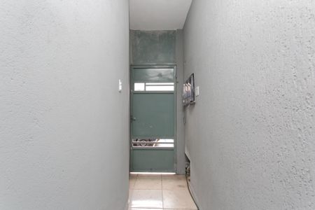 Studio para alugar com 30m², 1 quarto e sem vaga Studio para alugar com 30m², 1 quarto e sem vagaEntrada