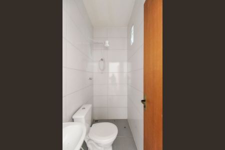 Banheiro de kitnet/studio para alugar com 1 quarto, 30m² em Vila Nancy, São Paulo