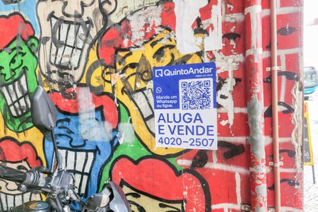 Studio para alugar com 28m², 1 quarto e sem vaga Studio para alugar com 28m², 1 quarto e sem vagaPlaca