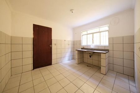 Sala/Cozinha de casa para alugar com 1 quarto, 26m² em Jardim Maringa, São Paulo