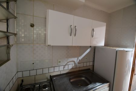 Cozinha de kitnet/studio para alugar com 1 quarto, 30m² em Cidade Universitária, Campinas