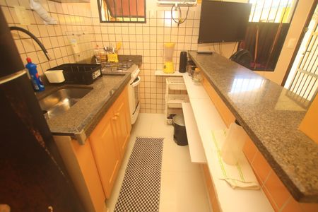 Casa de Condomínio para alugar com 2 quartos, 40m² em Itapuã, Salvador