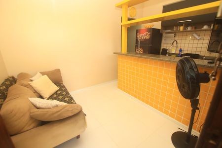 Casa de Condomínio para alugar com 2 quartos, 40m² em Itapuã, Salvador