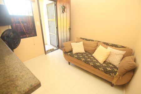 Casa de Condomínio para alugar com 2 quartos, 40m² em Itapuã, Salvador