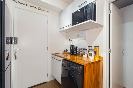 Apartamento à venda com 29m², 1 quarto e sem vaga Apartamento à venda com 29m², 1 quarto e sem vagaÁrea de Serviço