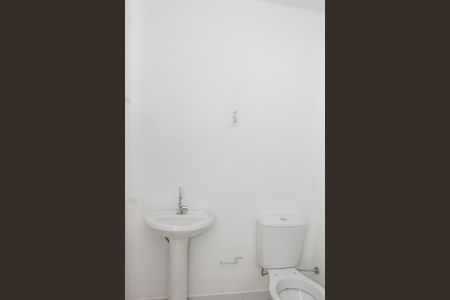 Banheiro da Vista  de apartamento para alugar com 1 quarto, 27m² em Parque Industrial Tomas Edson, São Paulo