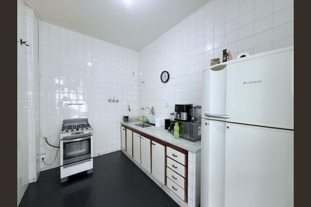 Apartamento à venda com 3 quartos, 160m² em Santo Agostinho, Belo Horizonte