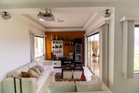 Casa à venda com 296m², 5 quartos e 3 vagasSala de Cinema 