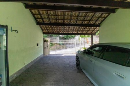 Casa à venda com 296m², 5 quartos e 3 vagasGaragem