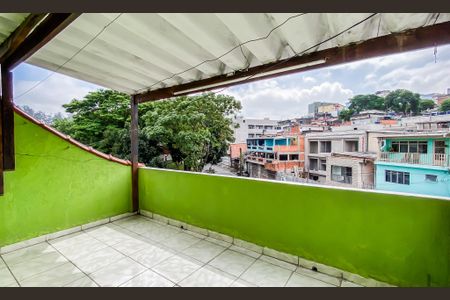 Casa para alugar com 65m², 2 quartos e sem vaga Casa para alugar com 65m², 2 quartos e sem vagaVaranda
