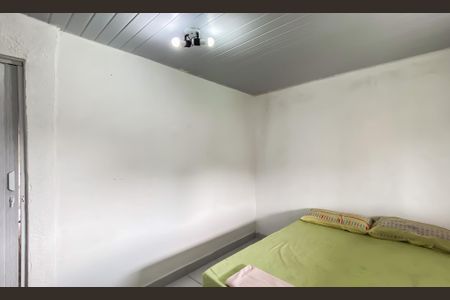 Quarto 1 de casa para alugar com 2 quartos, 65m² em Parque Cisper, São Paulo