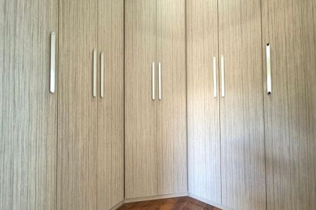 Casa à venda com 287m², 4 quartos e 5 vagasCloset da suíte 